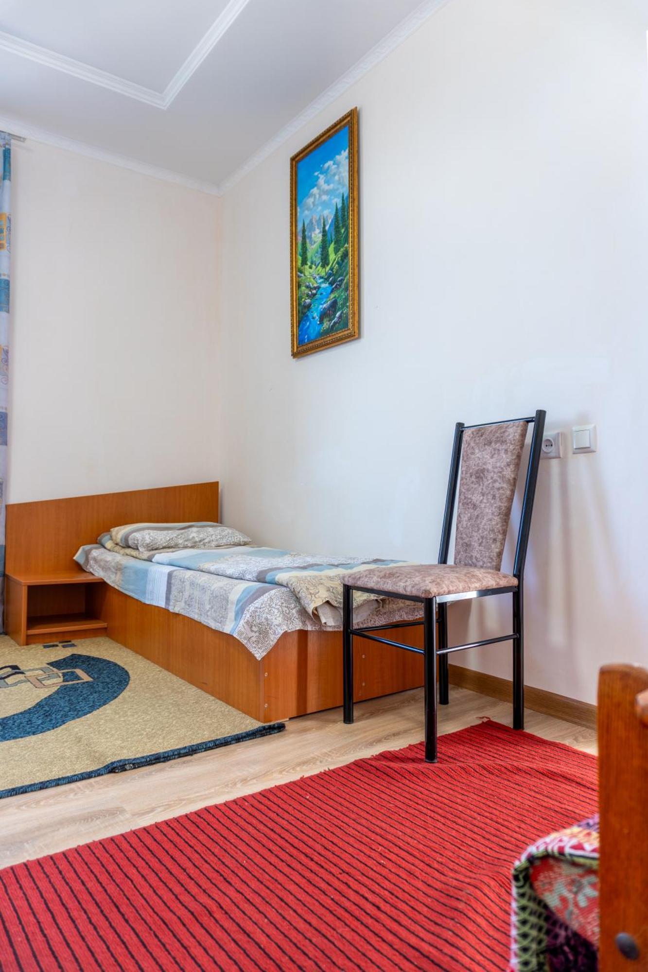 Svetlana Guest House Bokonbayevo Exteriör bild